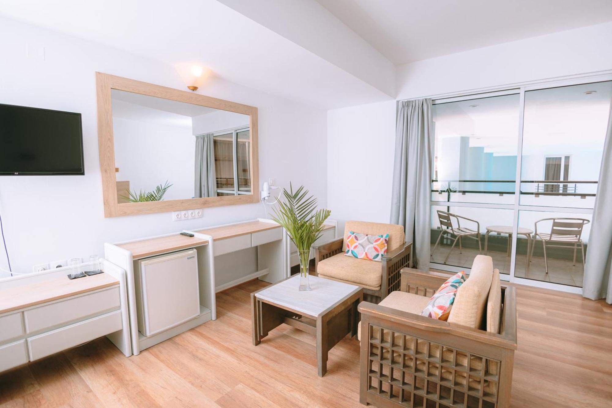 Santa Marina Unique Hotel آغيوس نيكولاوس الغرفة الصورة